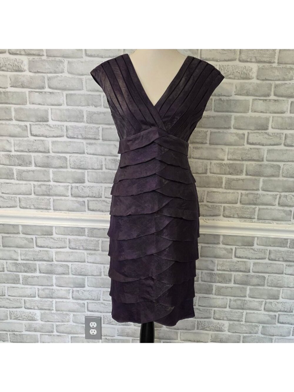Vintage Cache Size 6 Layered Ruffle Cocktail Dress Dark Plum Purple Retro Chic